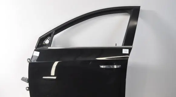 Chevrolet Cruze Front door 