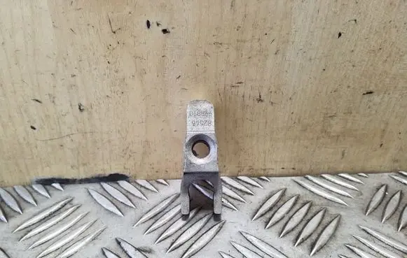 Opel Zafira C Fuel Injector clamp holder 82546 998890