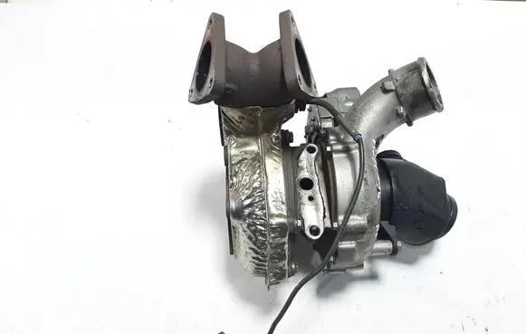 Audi A5 8T 8F Turbo 059145874L