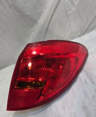 Opel Meriva B Rear/tail lights 21638009