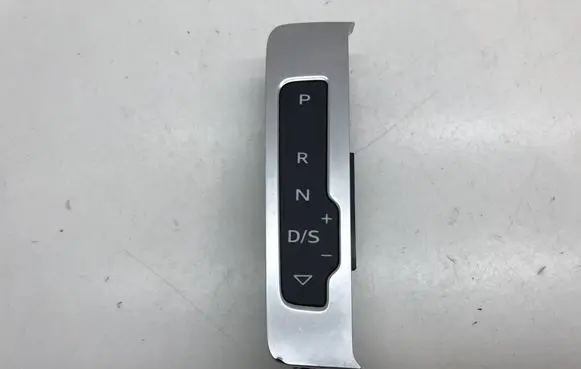 Audi A3 S3 8V Gear shift selector indicator 8V1713463A 307709S ETUCZG111B
