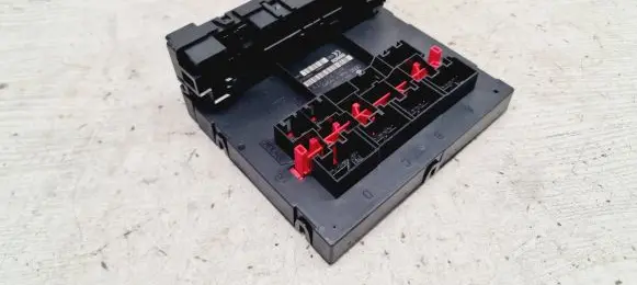 Audi A3 S3 8P Fuse module 8P0907279J