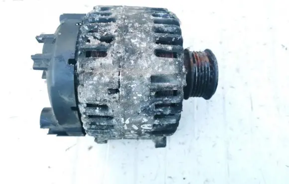 Volkswagen PASSAT B6 Generator/alternator 06f903023c 2542695f