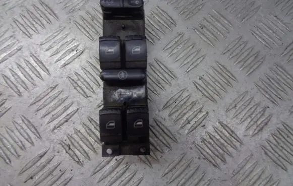 Volkswagen Bora Front door window switch trim 1J4959857