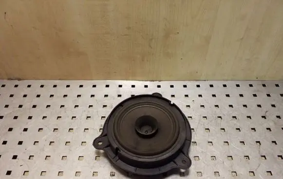 Nissan Note (E11) Rear door speaker 28156AV700 7606500454