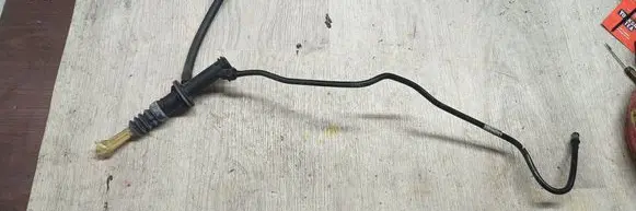 Renault Megane III Clutch master cylinder 306107195R