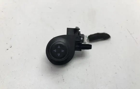 Mazda CX-60 Steering wheel adjustment switch 2E12