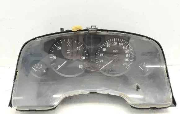 Opel Zafira A Speedometer (instrument cluster) 24461749 11008020802