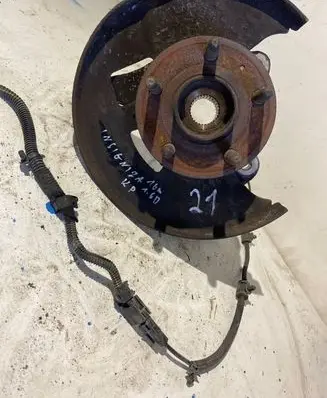 Opel Insignia A Front wheel hub