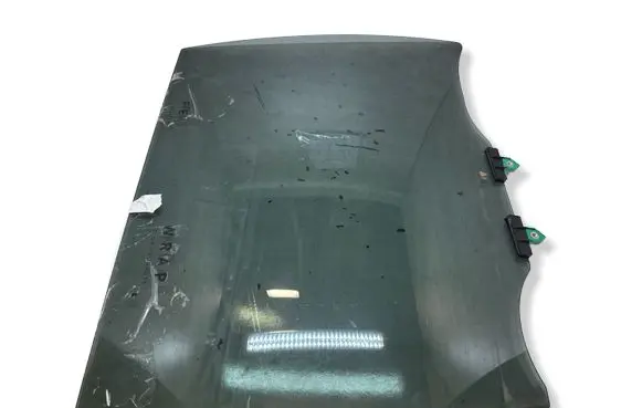 Toyota RAV 4 (XA50) Rear door window glass 43R007953