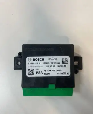 Peugeot 3008 II Parking PDC control unit/module 9819360080 00137834 0263014016