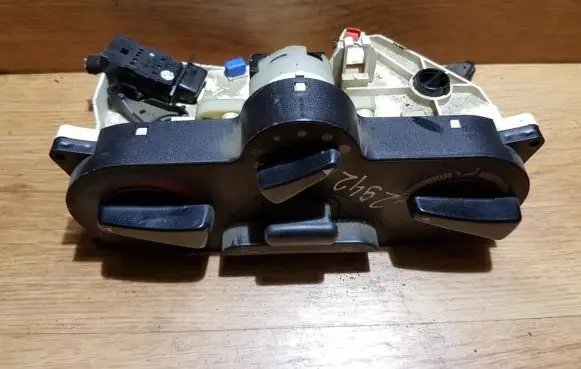 Mitsubishi Carisma Climate control unit 9462641202