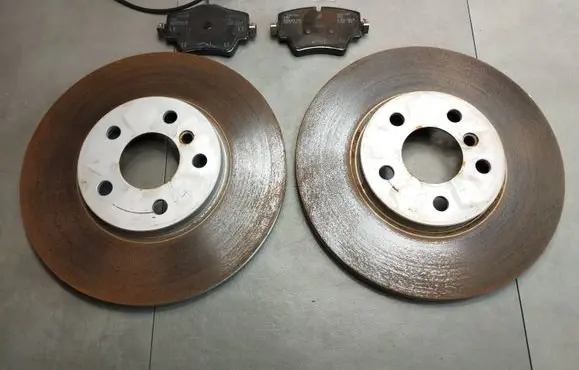 BMW X1 F48 F49 Front brake disc 6799351