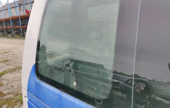 Volkswagen Caddy Rear side window 43R001583 E000231