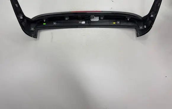 Tailgate/trunk spoiler