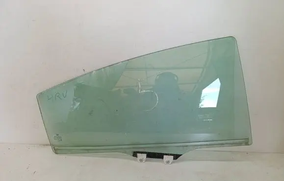 Honda HR-V Rear door window glass