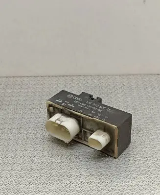 Seat Ibiza IV (6J,6P) Coolant fan relay 1J0919506M 104400000