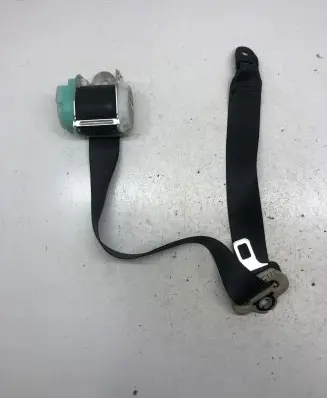 Nissan Note (E11) Rear seatbelt 888449U05A