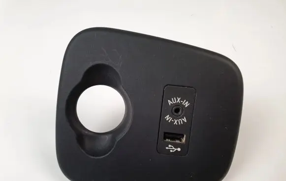 Mini One - Cooper F56 F55 USB socket connector 9266607