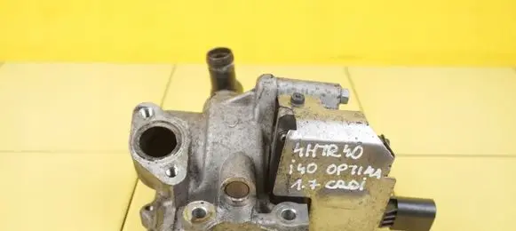 Hyundai i40 EGR thermostat 284102A600 D4FD
