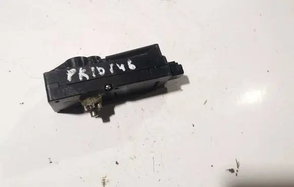 Lexus RX 300 Seat control switch 8582060130 85820-60130