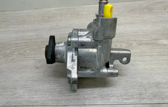 Porsche Cayenne (92A) Power steering pump 95831405011 95842215A 7P5422154H