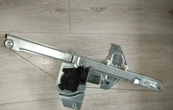 Citroen Berlingo Front door electric window regulator 402104B