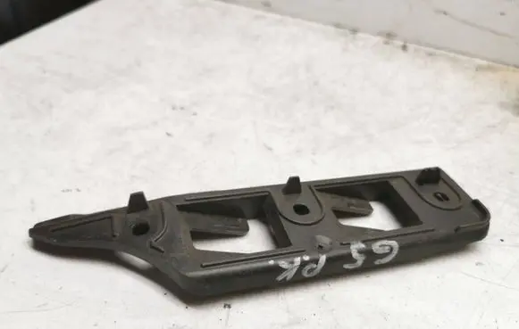 Volkswagen Golf V Front bumper mounting bracket 1K0807183