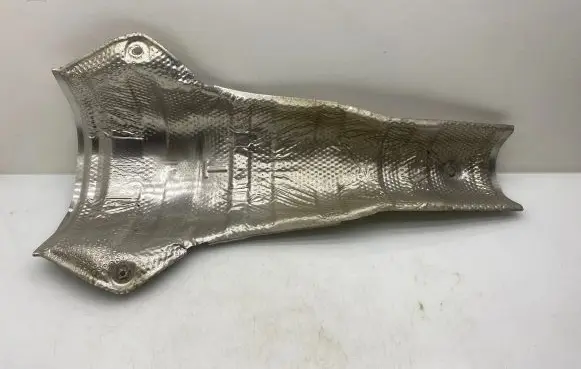 Toyota Prius+ (ZVW40) Exhaust heat shield