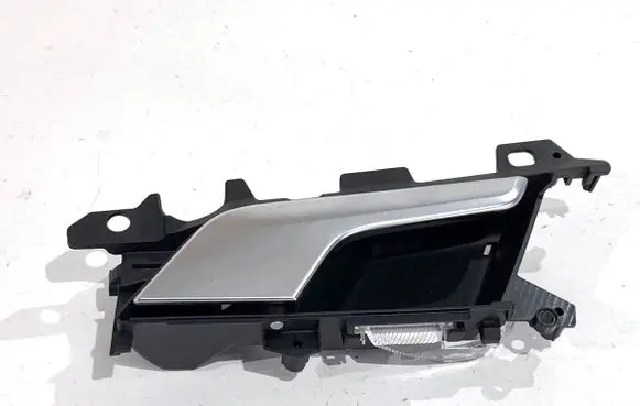 Rear door interior handle