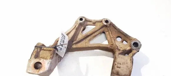 Front lower control arm/wishbone