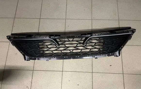 KIA Ceed Front bumper upper radiator grill 86560J7KA0