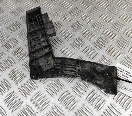 Rear bumper mounting bracket