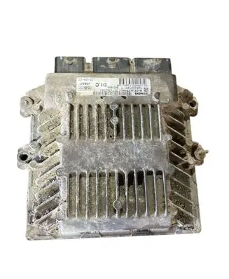 Volvo S40 Engine control unit/module 30743623AA 5WS40212HT