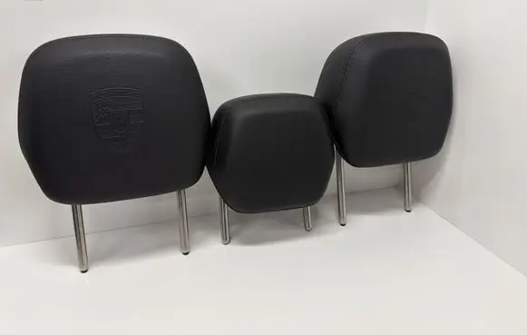 Porsche Cayenne (92A) Rear seat headrest 7P5