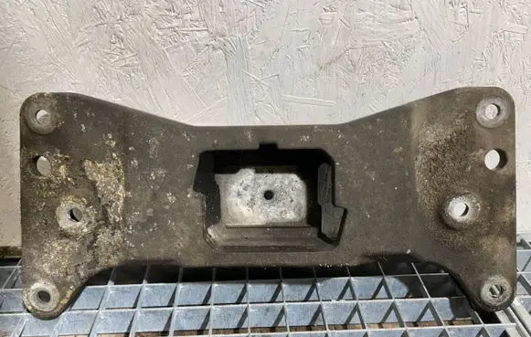BMW 5 F10 F11 Gearbox mount