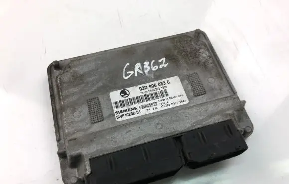 Skoda Fabia Mk1 (6Y) Engine control unit/module ECU 03D906033C