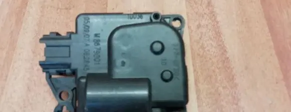 Chrysler 300 - 300C Air flap motor/actuator M8679001 8679001