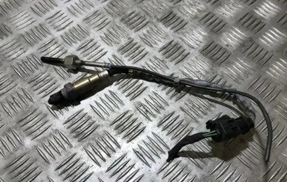Mercedes-Benz ML W166 Exhaust gas temperature sensor a0009053905 ht0002