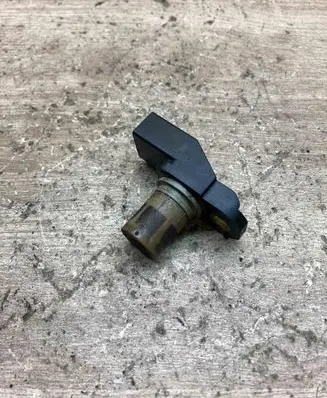 BMW 5 E39 Camshaft position sensor 7794646