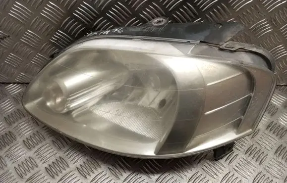 Volkswagen Fox Headlight/headlamp