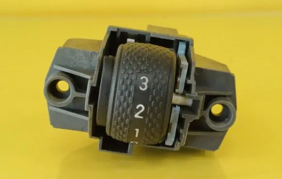 Fiat Multipla Headlight level height control switch 735243498