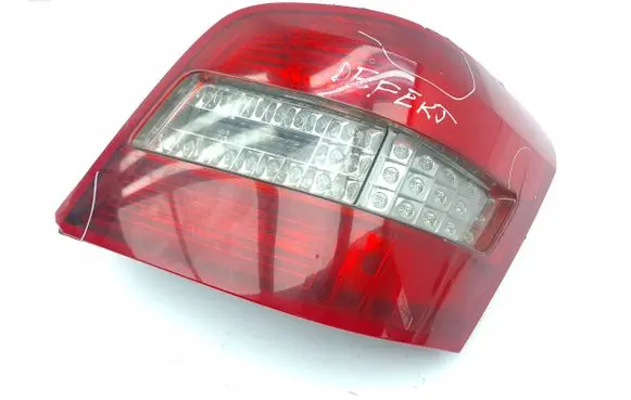 Mercedes-Benz GLK (X204) Rear/tail lights 2048202664R