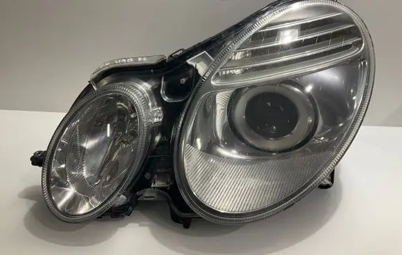 Mercedes-Benz E W211 Headlight/headlamp