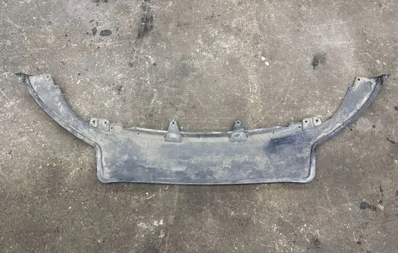 Volkswagen Jetta VI Front bumper lip 5C6805903