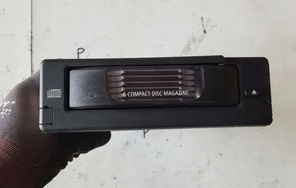 CD/DVD changer