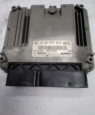 Opel Insignia A Engine control unit/module 55577674 0281017452