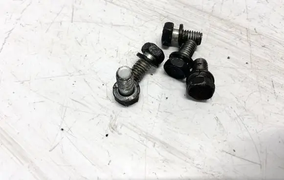 Toyota Avensis Verso Nuts/bolts 