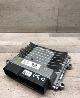 Hyundai i40 Engine control unit/module ECU DVF0D17US6 A2C9801570593 954402D520