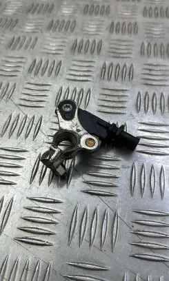 Land Rover Evoque I Battery relay fuse BJ3210C679AE